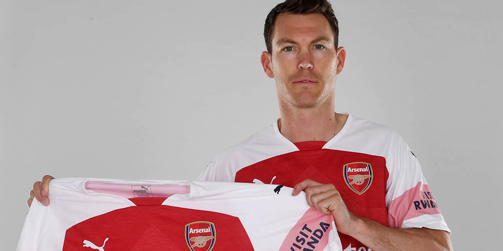 Lichtsteiner Fix Merapat Ke Arsenal